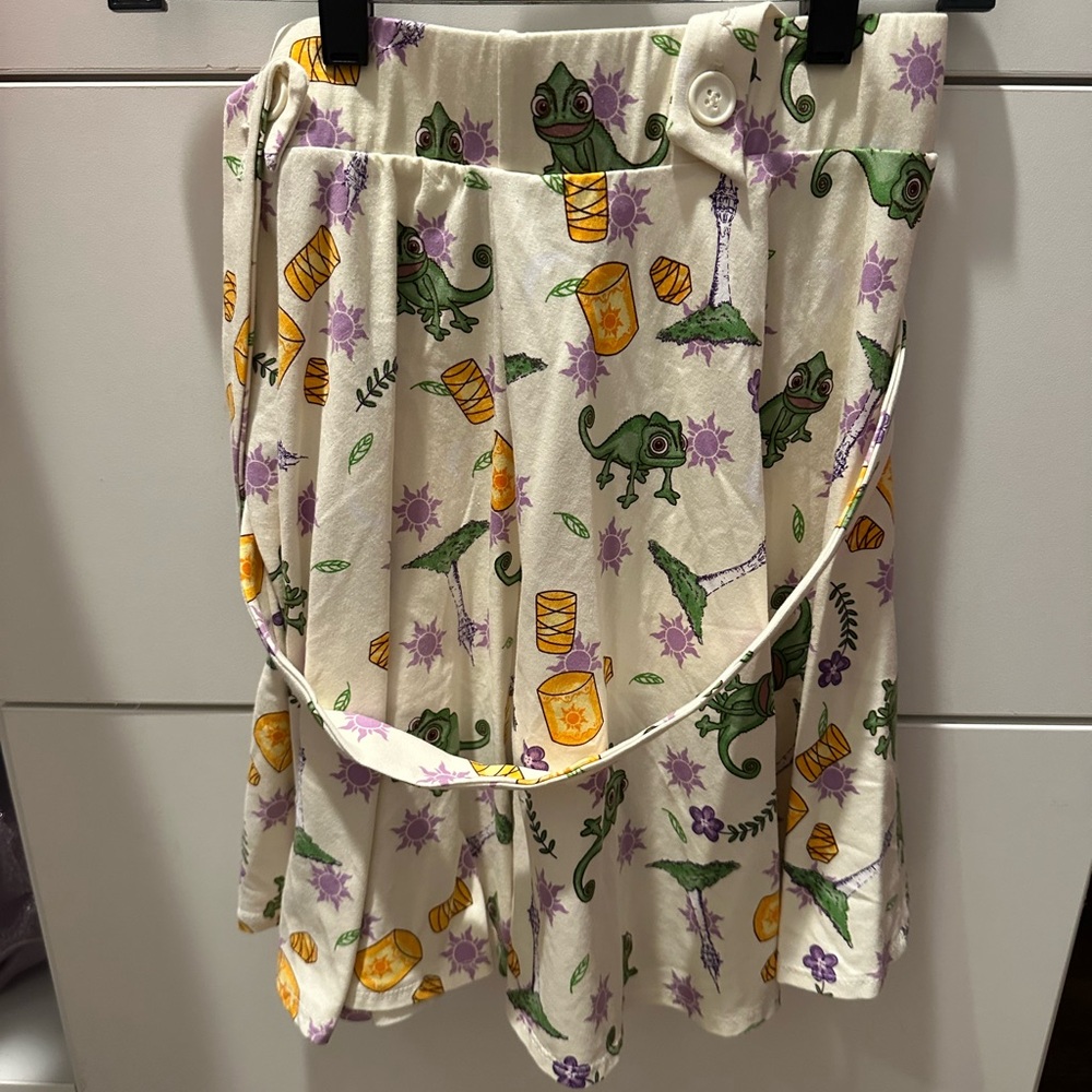 Colorful Chameleon Print Skirt NWT hot topic tangled